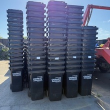 Pojemniki marki ESE- wykonawca Przedsiębiorstwo Budowlano-Handlowe Ekobudowa Lisowski Spółka Jawna